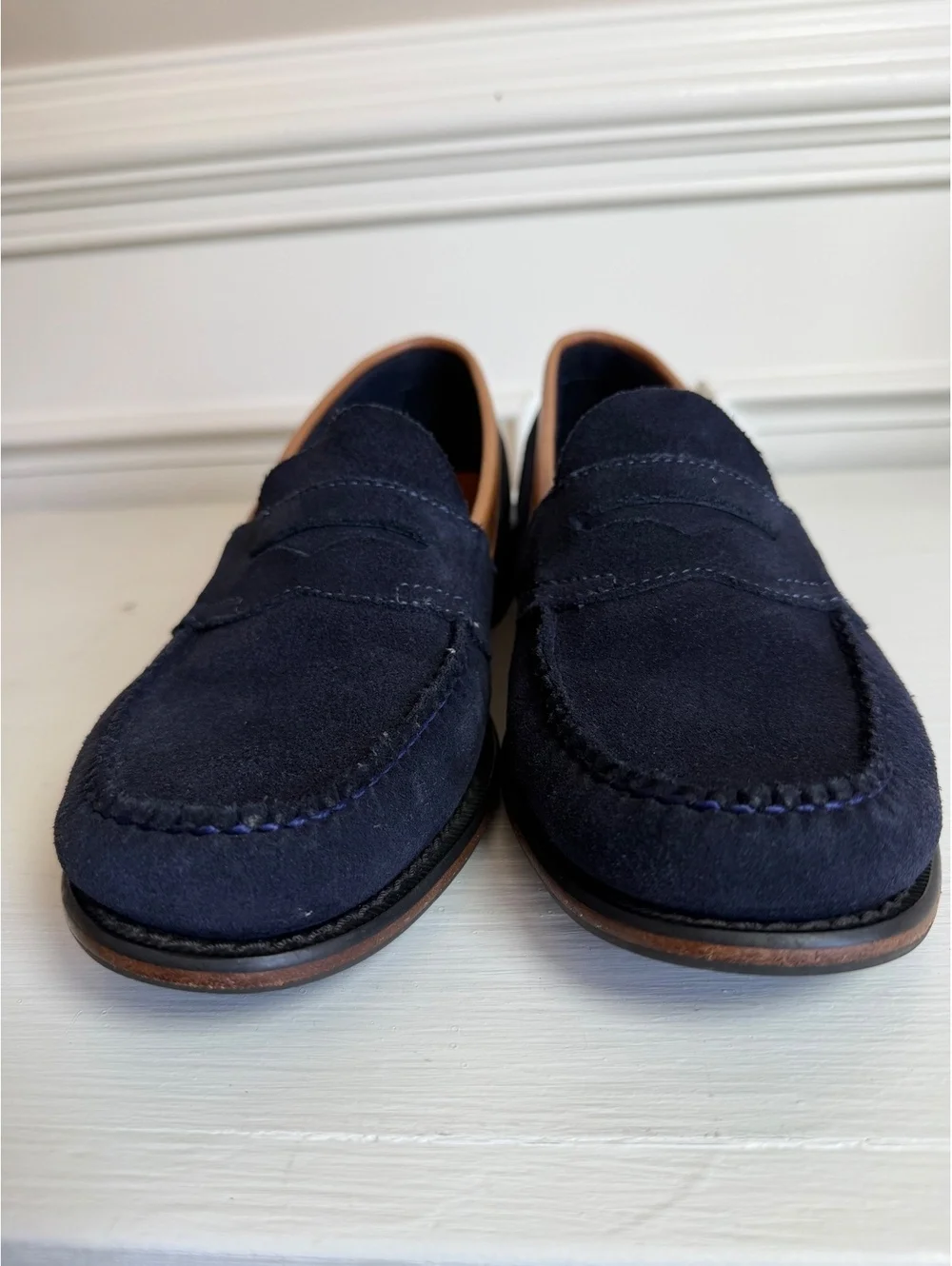 G.H. Bass Weejuns Suede Penny Loafers Navy Blue Tan Trim Men’s Size 8.5